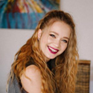 Featured author image: İletişim
